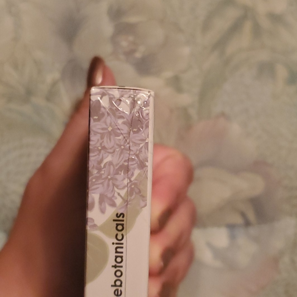 NIP Sakura + Sage - Picture 4 of 4